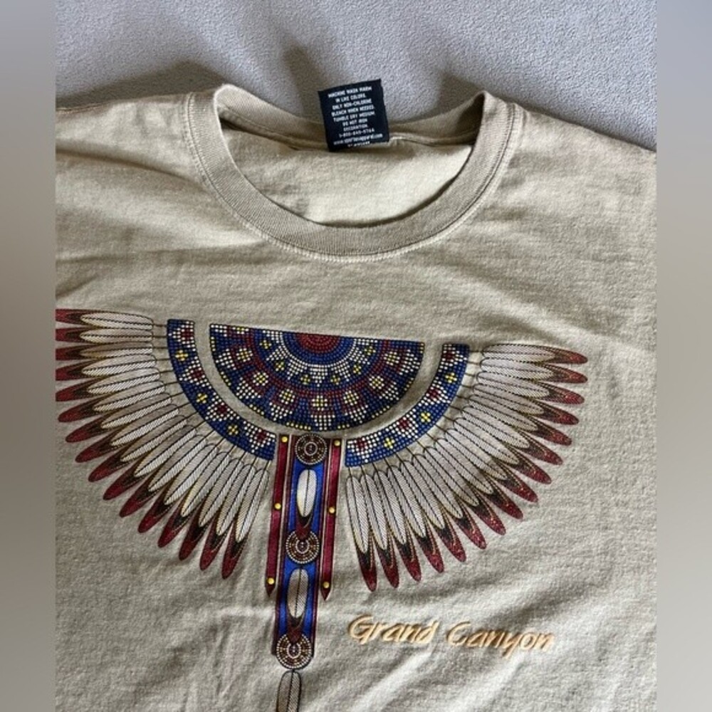 Grand Canyon  vintage tee  - garnet size Large